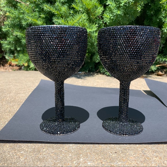 Bedazzled Wine Glass Set - Picture 9 of 11